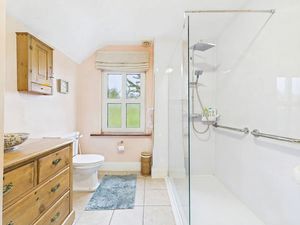 Bathroom- click for photo gallery